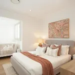 The Sienna Rose Bay